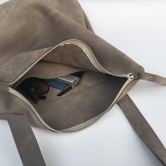 Zipper suede grey tote bag